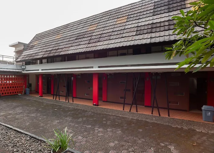 Urbanview Hotel Amarilis Sentul Bogor by RedDoorz